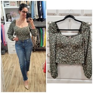 NWT No Boundaries Floral Blouse